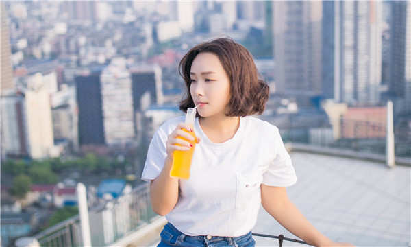 江州关于试管代生助孕多少钱的详尽分析与指导